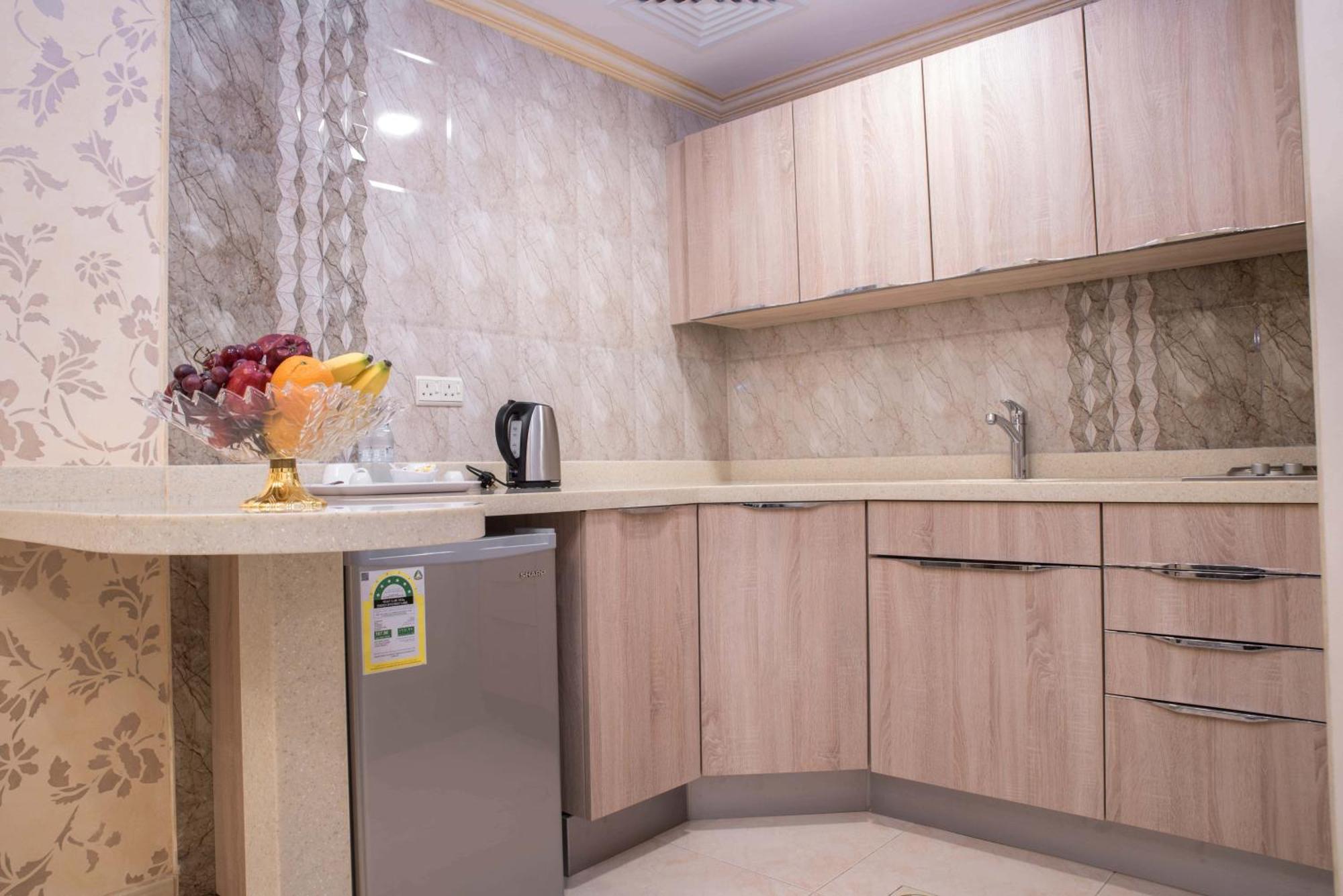 سارة للشقق الفندقية Sara Furnished Apartments Al Khobar Esterno foto